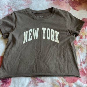 Brandy Melville Cropped NY tee